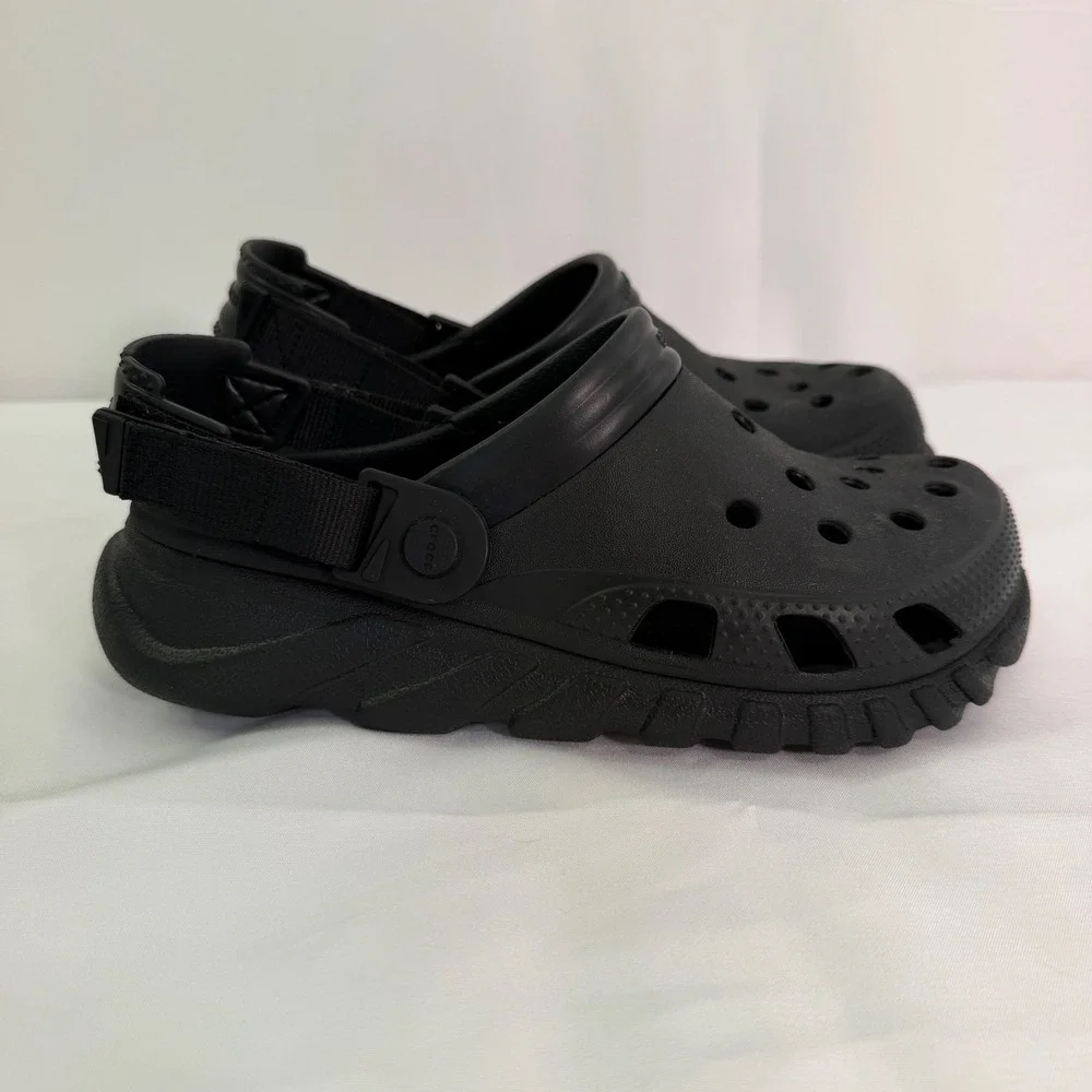 Crocs Echo Clog Black Sporty Streetwear Shoes J6 with 14 Superhero Charms
